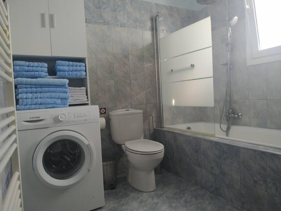 Greek Style Ground Floor Apartment & Pool Ialisos Exterior foto