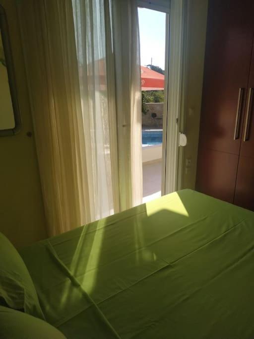Greek Style Ground Floor Apartment & Pool Ialisos Exterior foto