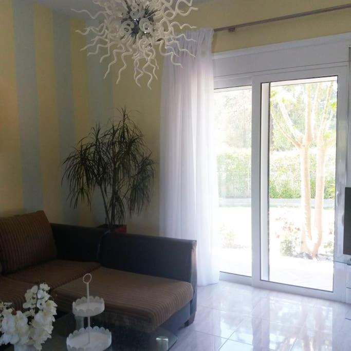 Greek Style Ground Floor Apartment & Pool Ialisos Exterior foto