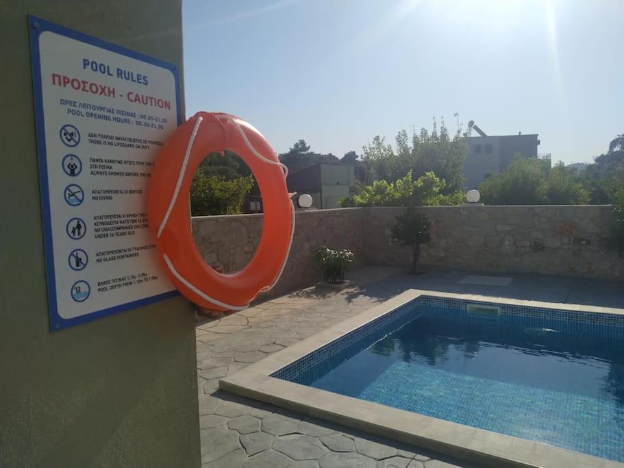 Greek Style Ground Floor Apartment & Pool Ialisos Exterior foto